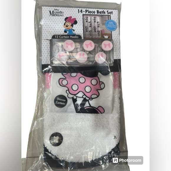 Disney Minnie Mouse 14 Piece Bath Set, NEW - Picture 1 of 3